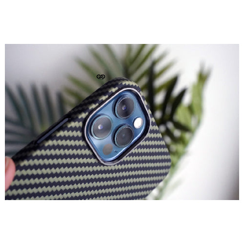 Essentials Carbon Fiber Case For iPhone 12 Pro